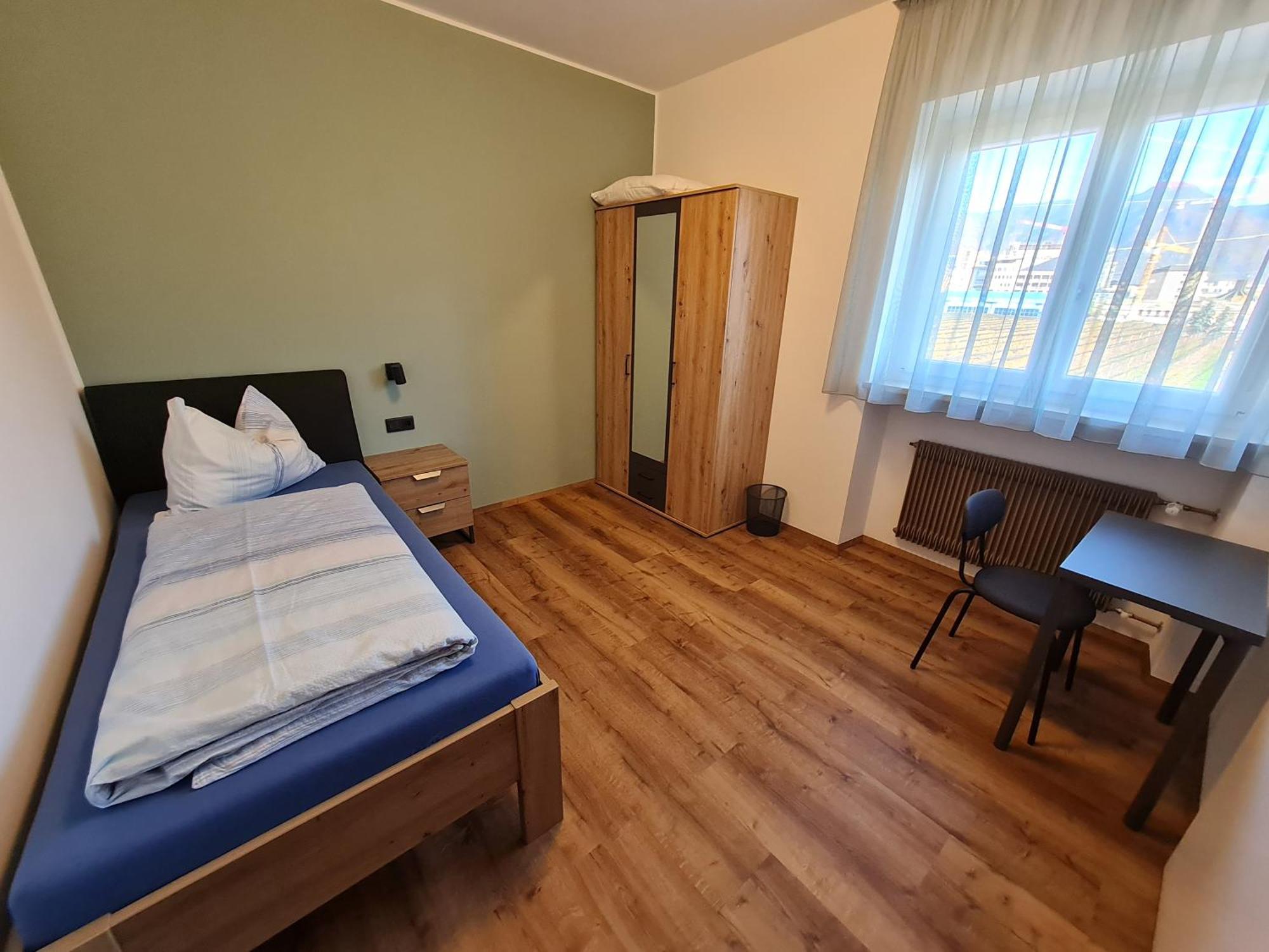 Einzelzimmer mit Dusche